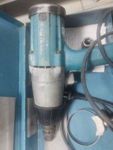 01-200454079: Makita 6906