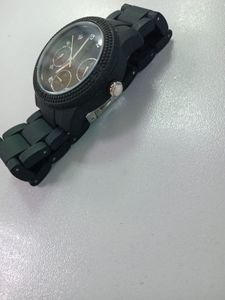 01-200519684: Guess w0944l4