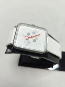 01-19032786: Hvilina salidarnasc