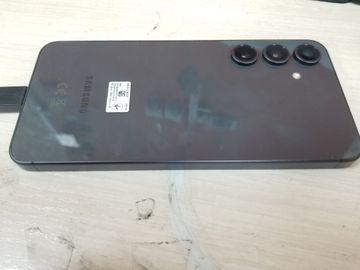 Б/в Мобільний телефон Samsung galaxy s24 fe 8/256gb 01-200578966