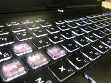 01-200637114: Asus 17/ryzen 7 7435hs ddr5/16gb ddr5/hdd *відсутній/ssd 512 gb/geforce rtx4050 6gb