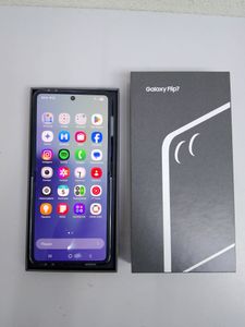 01-200748627: Samsung galaxy flip7 12/256gb