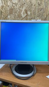 01-200745079: Samsung 913n