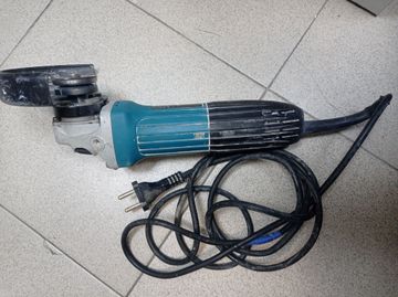 01-200795672: Makita ga5030r