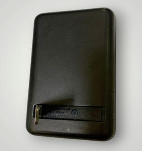 Б/в Повербанк Belkin boostcharge magnetic wireless power bank 5k + stand 01-200770379