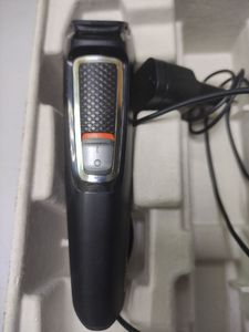 Б/у Машинка для стрижки + тример Philips multigroom series 3000 mg3740/40 01-200803858