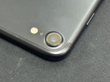 Б/у Мобильный телефон Apple iphone 7 32gb 01-200831027