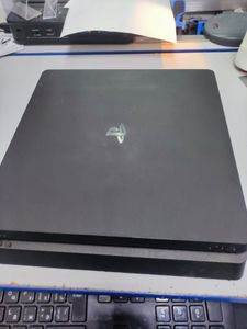 Б/у Игровая приставка Sony playstation 4 slim 500gb 01-200838211