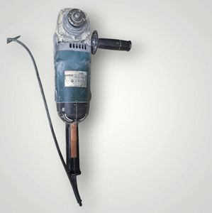 Б/в Кутова шліфмашина Makita 9069 01-200843920