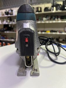 Б/в Електролобзик Зенит зпл-900 01-200844829