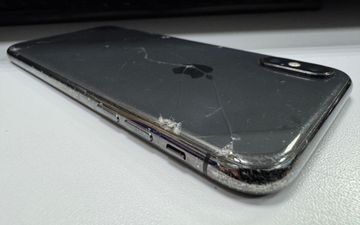 Б/в Мобільний телефон Apple iphone x 64gb 01-200855188