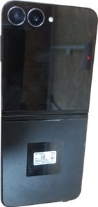 Б/в Мобільний телефон Samsung galaxy flip7 fe 8/128gb 01-200841471