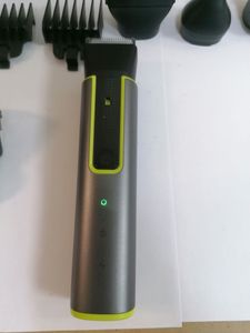 Б/у  Триммер для бороды и усов Bautech men's 677 01-200896294