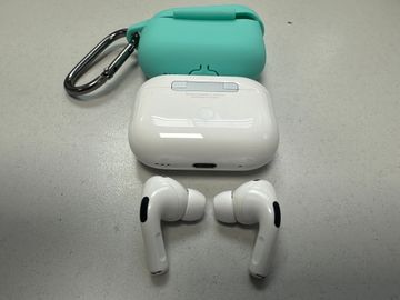 Б/в Навушники Apple airpods pro 2nd generation with magsafe charging case usb-c 01-200896692