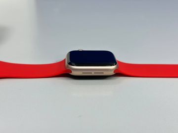 Б/в Смарт-годинник Apple watch series 6 gps aluminium case 40mm 01-200898272