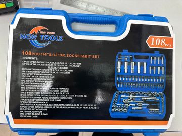 Б/в Набір автоінструментів New Tools 94 шт 16-000276158