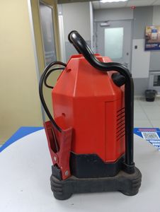 Б/в Автомобільний зарядний пристрій Black&Decker bdv 1085 01-200913165