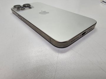 Б/в Мобільний телефон Apple iphone 15 pro max 256gb 01-200922883