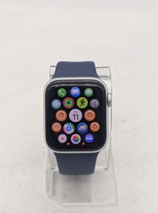 Б/в Смарт-годинник Apple watch se 2 gps 40mm aluminium case 01-200910111