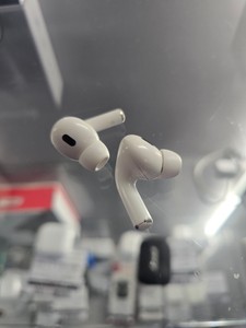 Б/в Навушники Apple airpods pro 2nd generation with magsafe charging case usb-c 01-200920339