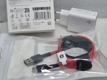 Б/в Мережевий зарядний пристрій Xiaomi 22.5w + usb 01-200963077