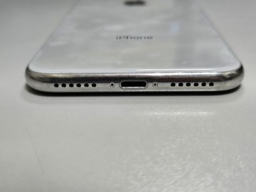 Б/в Мобільний телефон Apple iphone x 64gb 01-200975064