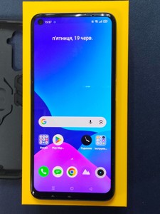 Б/в Мобільний телефон Realme 6 rmx2001 4/64gb 01-200995872