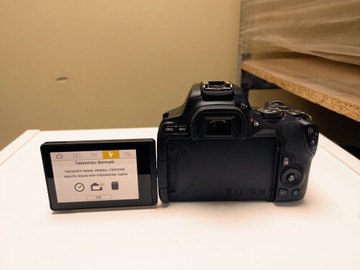 Б/в Фотоапарат Canon eos 250d kit 18-55mm ef-s is stm 01-200999330