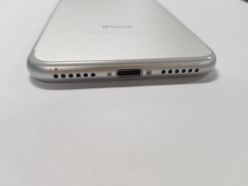 Б/в Мобільний телефон Apple iphone 7 128gb 01-201001365