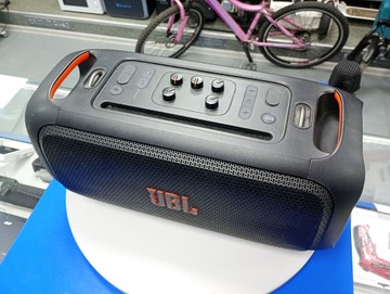 Б/у Акустика Jbl partybox on the go essential 01-201076056