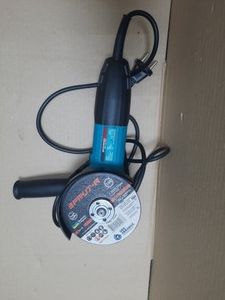Б/у Угловая шлифмашина Grand мшу-125-1250 01-201090514
