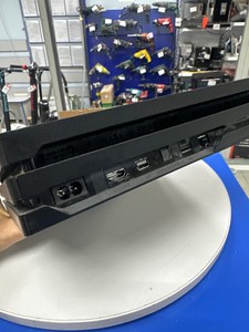Б/в Ігрова приставка Sony playstation 4 pro 1tb 01-201090823