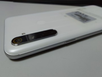 Б/в Мобільний телефон Realme 6i 3/64gb 01-201094703