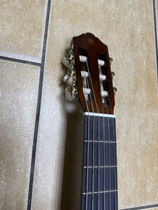 Б/у Классическая гитара Yamaha c40 01-201095926
