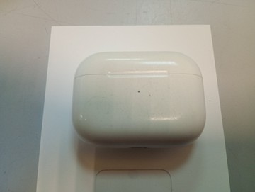 Б/в Навушники Apple airpods pro 2nd generation with magsafe charging case usb-c 01-201107816