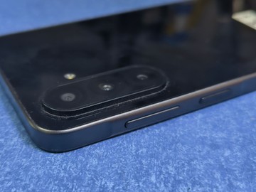 Б/в Мобільний телефон Samsung galaxy a26 5g 6/128gb 01-201152506