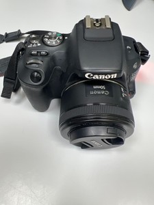 Б/в Фотоапарат Canon eos 200d+canon ef lens 50mm 1:1.8 stm 01-201181624