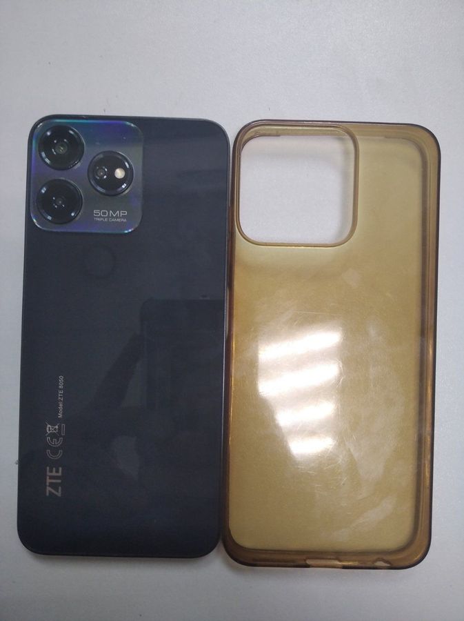 blade v50 design 8/128gb