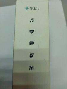 01-19019830: Fitbit versa red