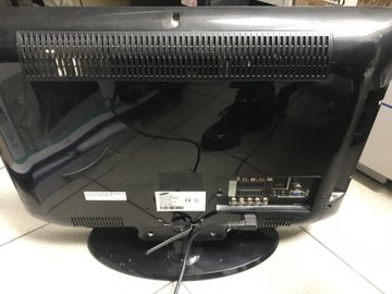 01-200749298: Samsung le26r81