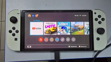 01-200749720: Nintendo switch oled