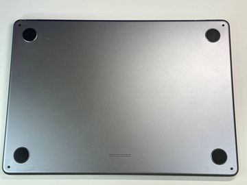 01-200761786: Apple macbook air 13,6" m2 2022