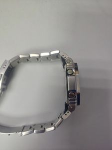 01-200777650: Casio g-shock gm-2110d