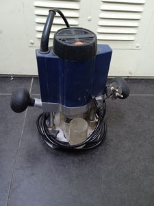 01-200792404: Stern er1020