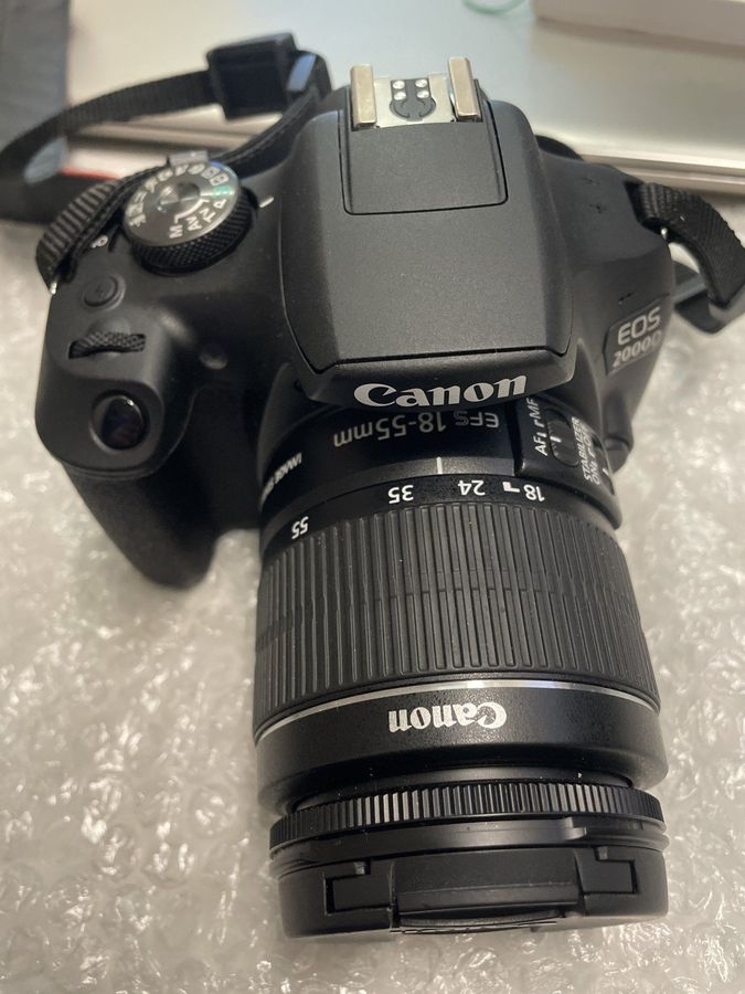 eos 2000d / ef-s 18-55mm f/3.5-5.6 is ii