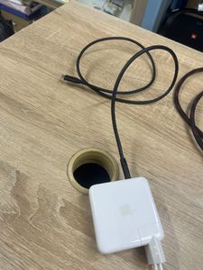 01-200796542: Apple macbook air 13,6" m2 2022