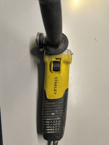 Б/в Кутова шліфмашина Stanley stgs9115 01-200799705