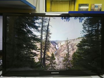 Б/в Телевізор Samsung ue24n4500au 01-200805076