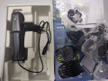 Б/у Машинка для стрижки + тример Philips multigroom series 3000 mg3740/40 01-200803858