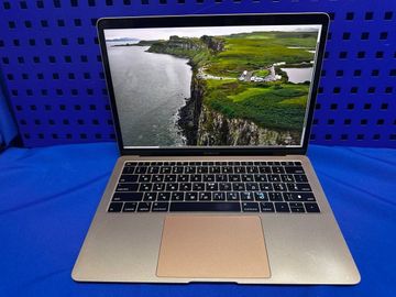 Б/в Ноутбук Apple macbook air a1932 13,3" core i5 1,6ghz/ram8gb/ssd128gb/intel uhd graphics 617 01-200810579